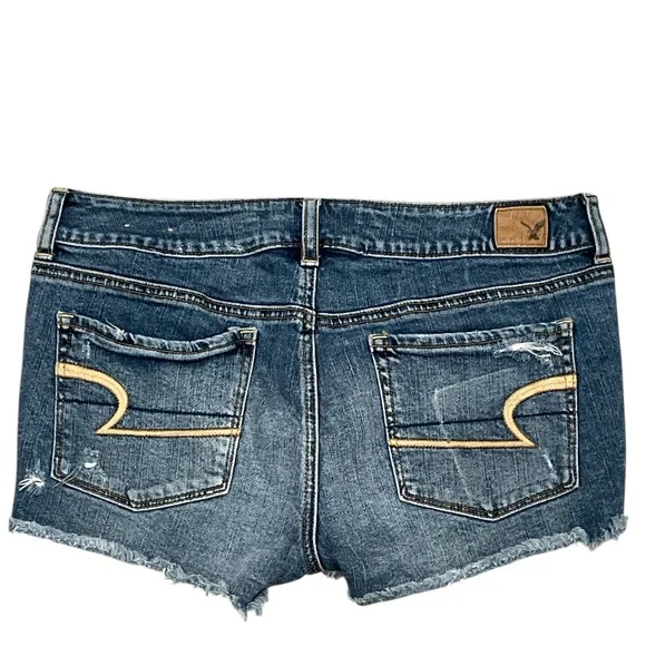 American Eagle Outfitters Distressed Shortie Denim Shorts Size 12 - Picture 3 of 3